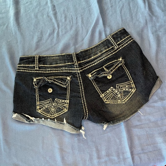 Rue21 Distressed Denim Cutoff Shorts – Size 13/14 - Picture 3 of 6